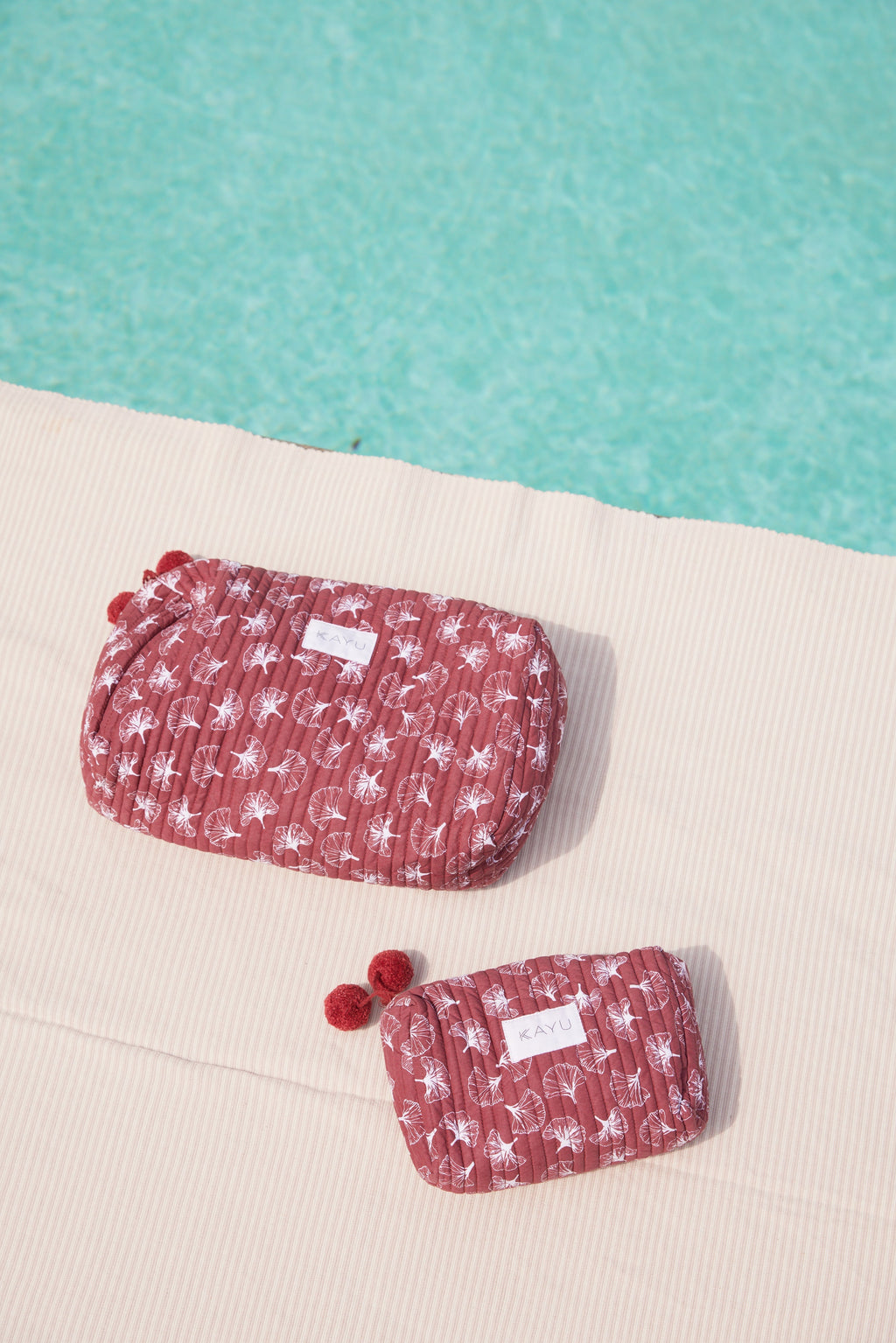 Mini Clover Travel Case Bag