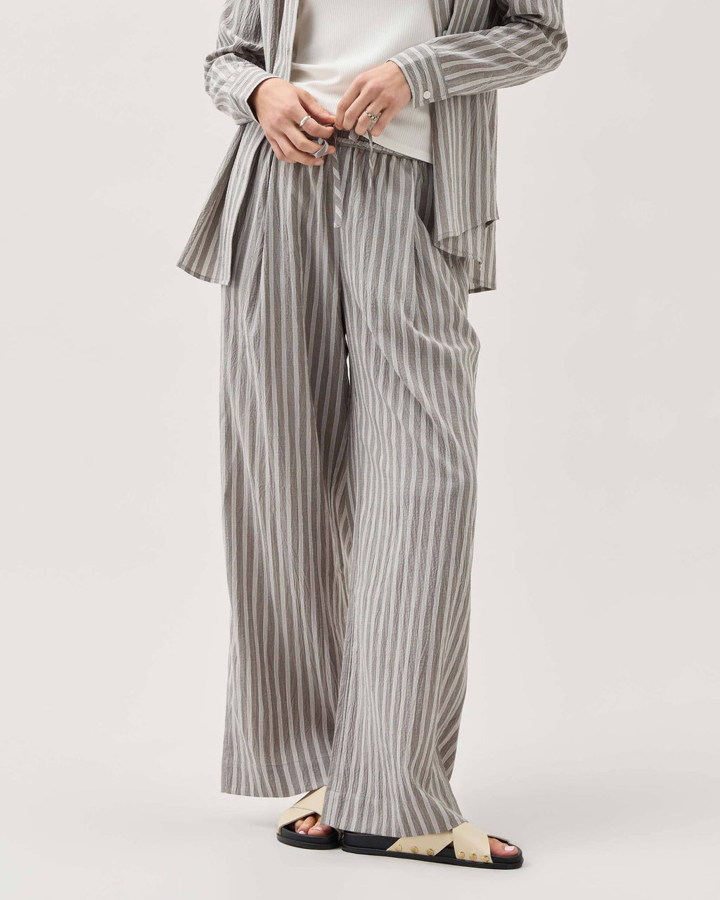 Womens Palermo Pant - Poly Seer Sucker Stripe - Black Stripe