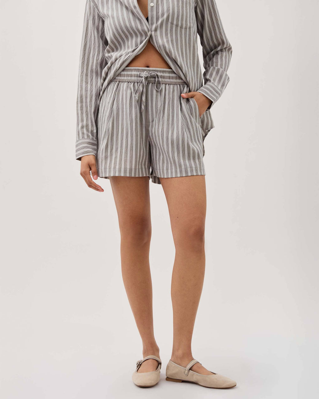 Womens Palermo Short - Poly Seer Sucker Stripe - Black / White Stripe